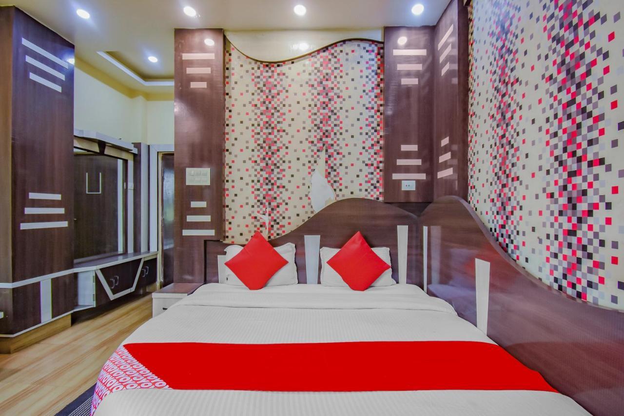 Oyo 1851 Hotel Sefali Deluxe コルカタ エクステリア 写真