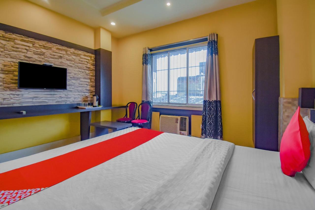 Oyo 1851 Hotel Sefali Deluxe コルカタ エクステリア 写真
