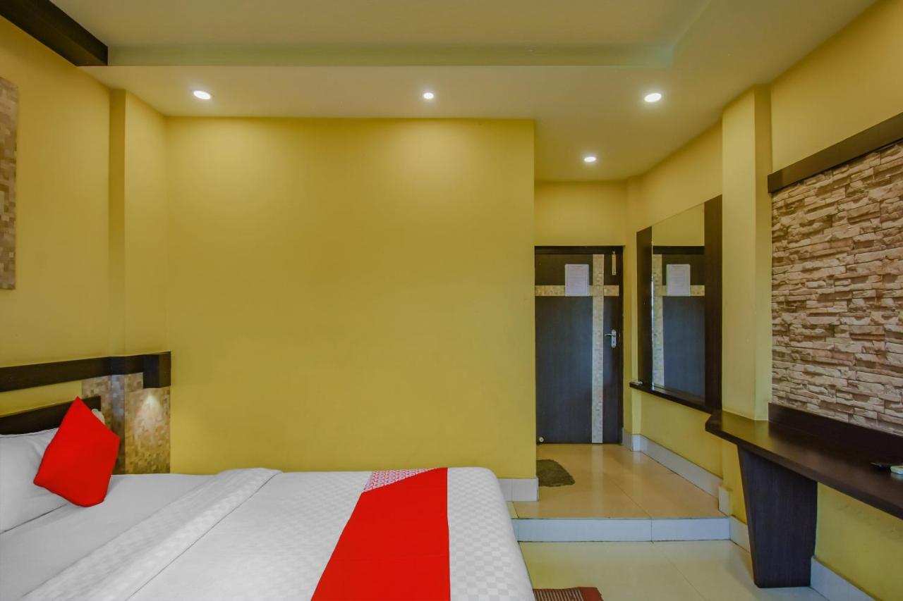 Oyo 1851 Hotel Sefali Deluxe コルカタ エクステリア 写真